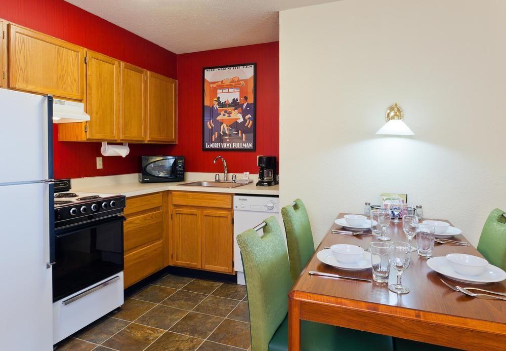 Residence Inn Indianapolis Airport מראה חיצוני תמונה