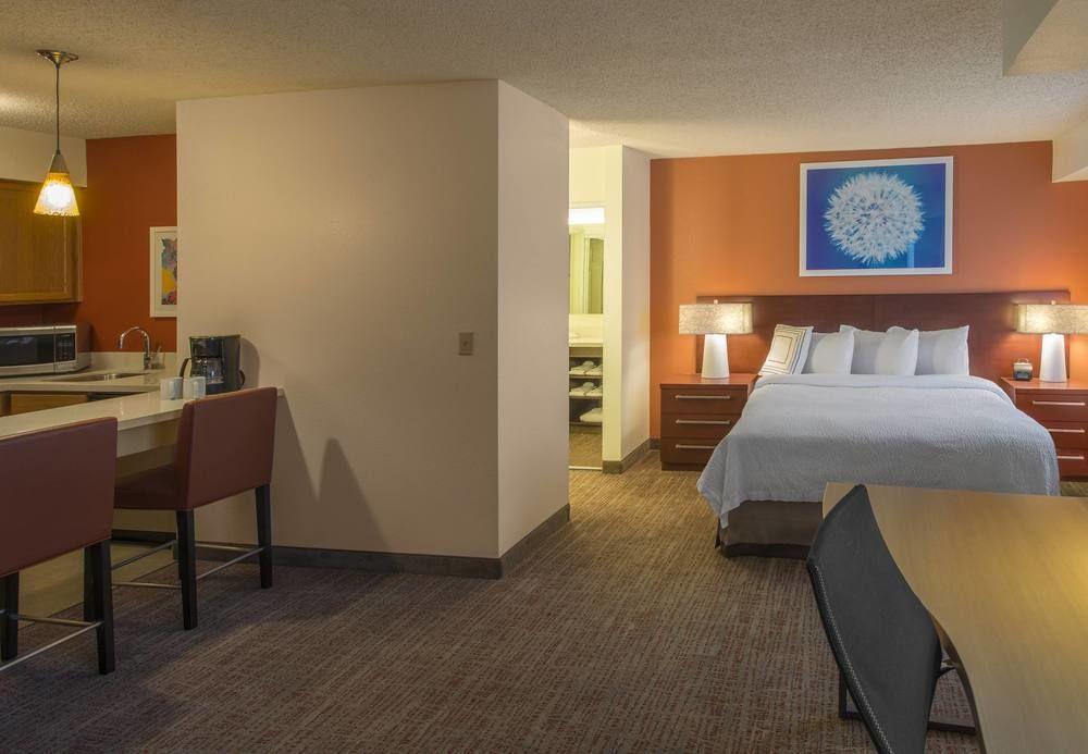 Residence Inn Indianapolis Airport מראה חיצוני תמונה