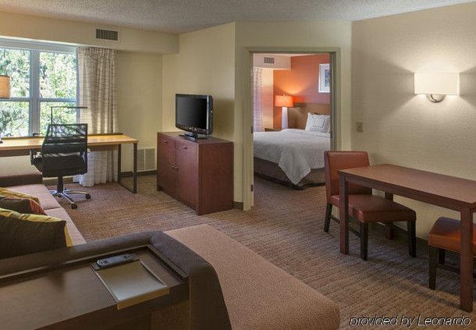 Residence Inn Indianapolis Airport מראה חיצוני תמונה