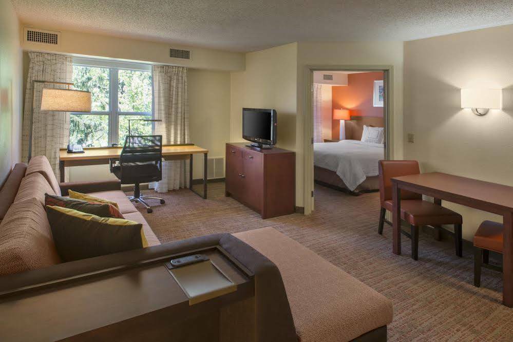 Residence Inn Indianapolis Airport מראה חיצוני תמונה